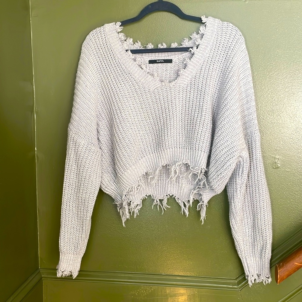 Cropped Distressed Grey Zaful Sweater